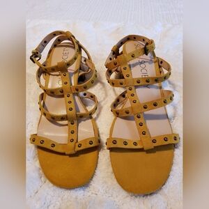 Sole society sandals